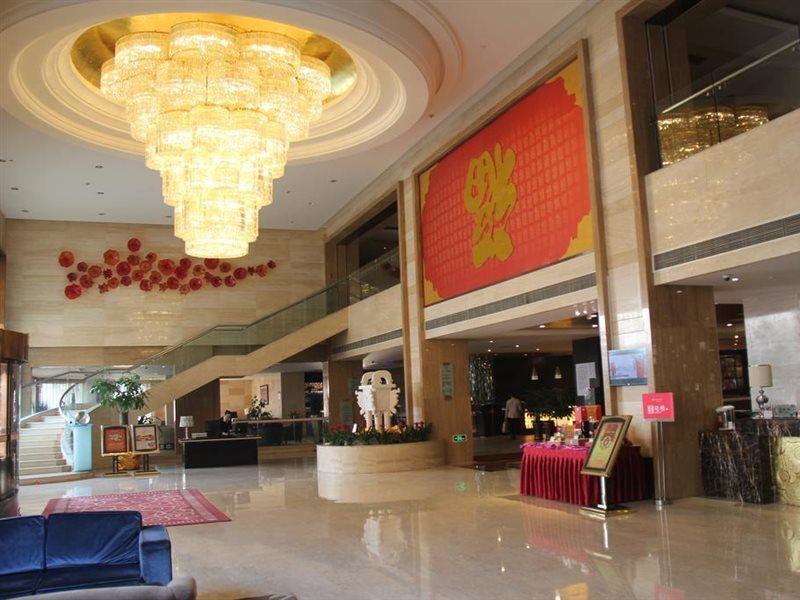 Weifang Ramada Plaza Hotel Exterior photo